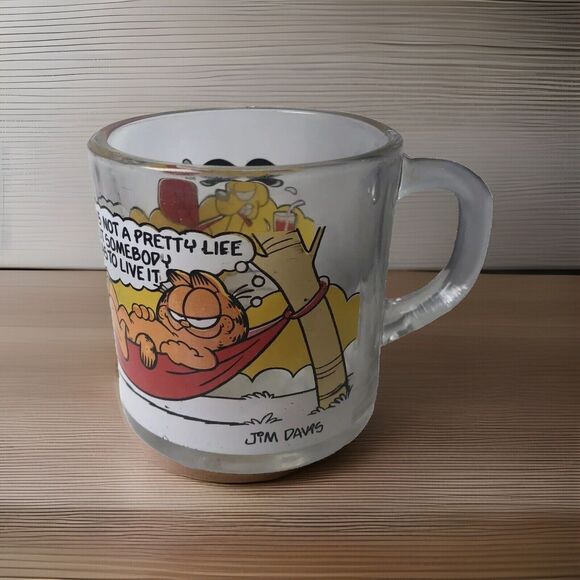 VTG Garfield McDonalds Clear Glass Coffee Mug Cup Glass Jim Davis 1978 Hammock - Picture 1 of 5